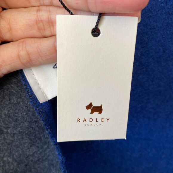 NWT RADLEY LONDON Gray and Blue Dog Pattern Fringe Scarf - Picture 7 of 10